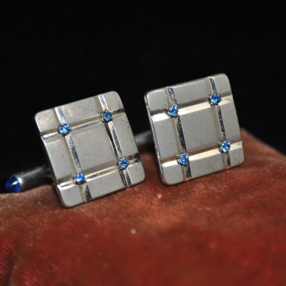 Vintage Krementz Silver-tone Cufflinks with Blue Stones - Picture 2 of 7